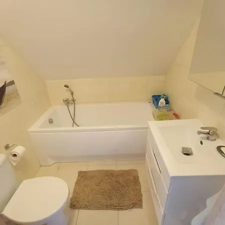 Na Mazurach Z Kortem Tenisowym Hotel 3*